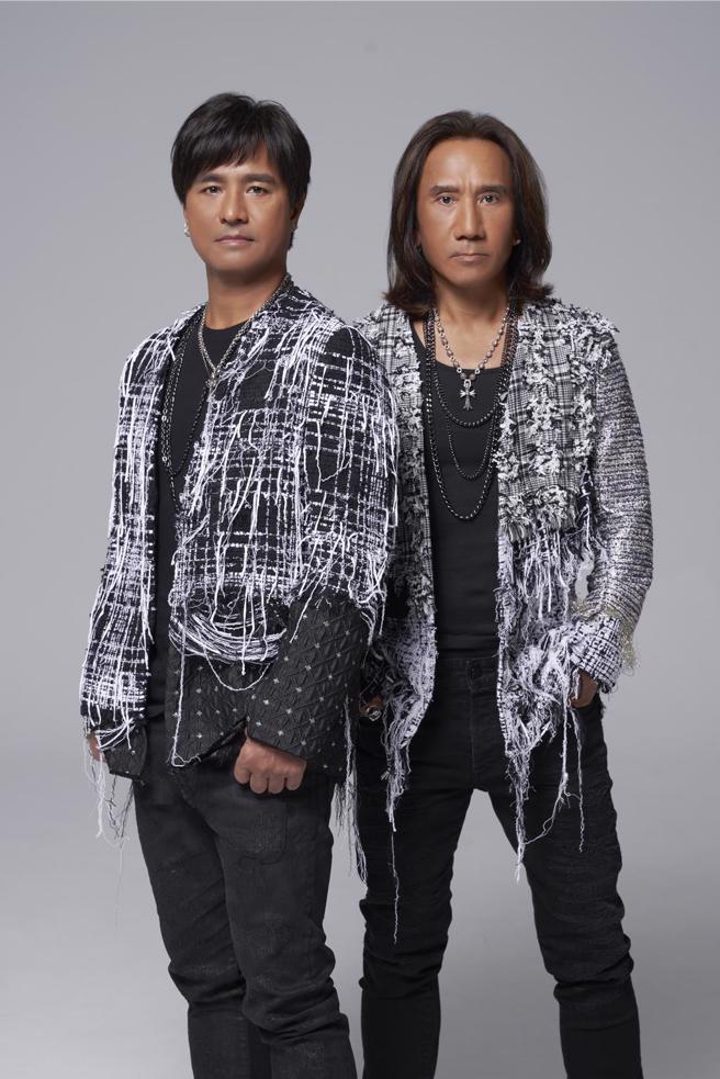 动力火车「都是因为爱 世界巡迴演唱会」高雄返场演唱会，下午1：30后开始释票，请锁定拓元售票系统。