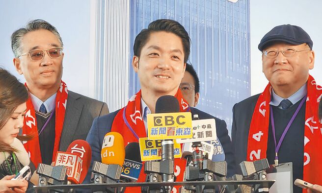 台北市长蒋万安26日出席剑南路站多目标大楼工程签约典礼。（丁上程摄）