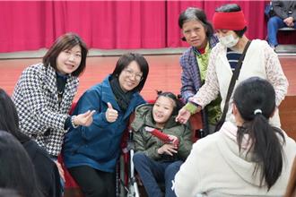 德音文教基金會頒贈清寒獎助學金 11校252學子受惠