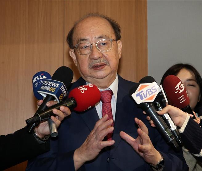 民進黨立院黨團總召柯建銘表示，自戒嚴到解嚴，自萬年國會到定期改選。民主國會，一路是無數黨內前輩努力的成果，一棒接一棒。（本報資料照片／劉宗龍攝）