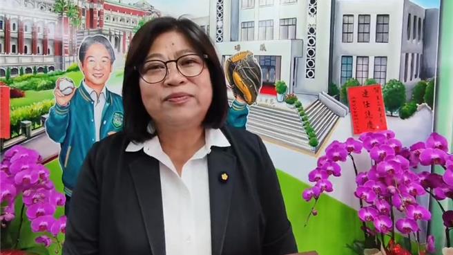 嘉义市立委王美惠严厉谴责暴力。（廖素慧摄）