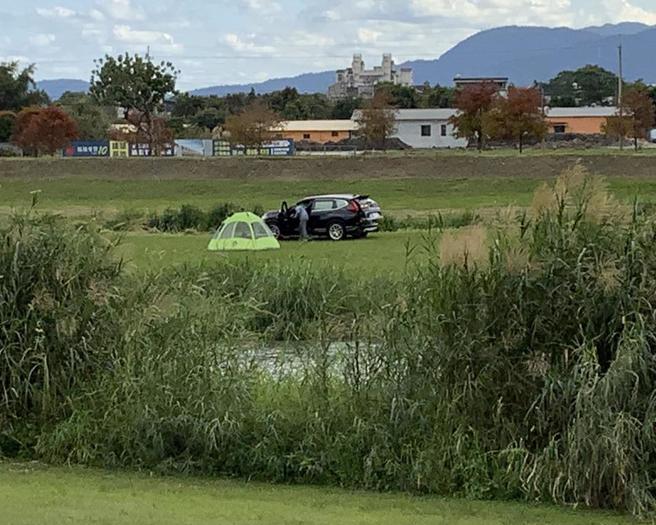 一對男女疑似就地在露營區打野戰，其中女生的嬌羞呻吟，清晨5點響遍全區。（圖僅示意，非當事 / 中時資料照）