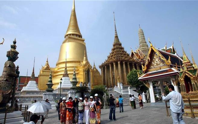 中国与泰国今签署互免签证协定，旅游搜索比上月增长超7倍。（中新社）