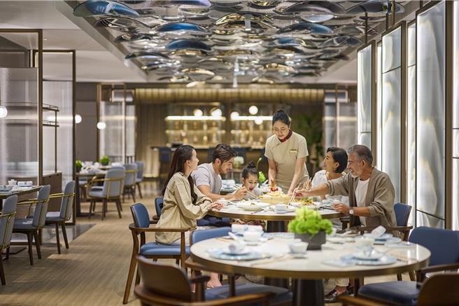 高雄洲际酒店联合酒店内5间餐厅、酒吧，推出「洲际美食节」LINE好友限定抽奖回馈活动吸客。(高雄洲际酒店提供)
