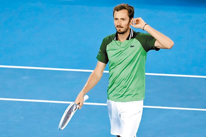 麦维德夫（美联社）