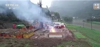 河南发现大油田 24小时自喷17.13吨 估资源量将达1.07亿吨