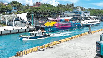 綠島船班頻停航 民怨沸騰急疏運