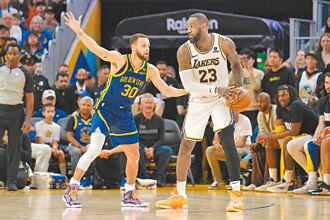 NBA》詹皇大三元压柯瑞 湖人2OT力挫勇士