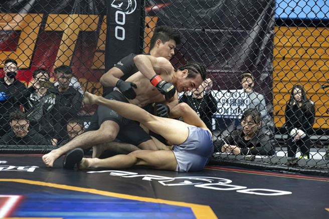 青柳克明不到一局就完成復仇。(大会提供)