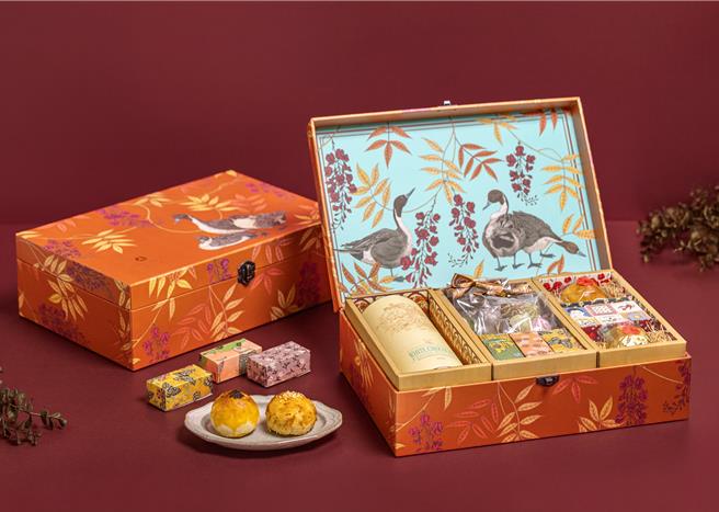 「馥郁雅香匠心礼盒」集结「TheNine」烘培坊多款热销商品，让民眾一次遍尝多款美食。（大仓久和大饭店提供）