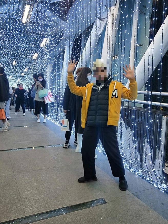 家属指出，黄姓男子在客运业服务27年，每年春节疏运都要上班，已约好这周提前吃团圆饭，没想到却发生憾事。（民眾提供／杨静茹南投传真）