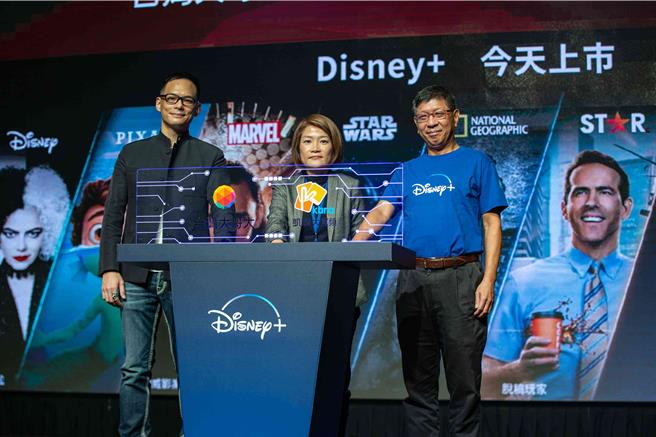 凱擘大寬頻王鴻紳總經理、Disney＋代表Elliza Tu(凃吟儀)、台灣大哥大林之晨總經理，共同出席記者會，宣布Disney＋正式上市。（資料照）