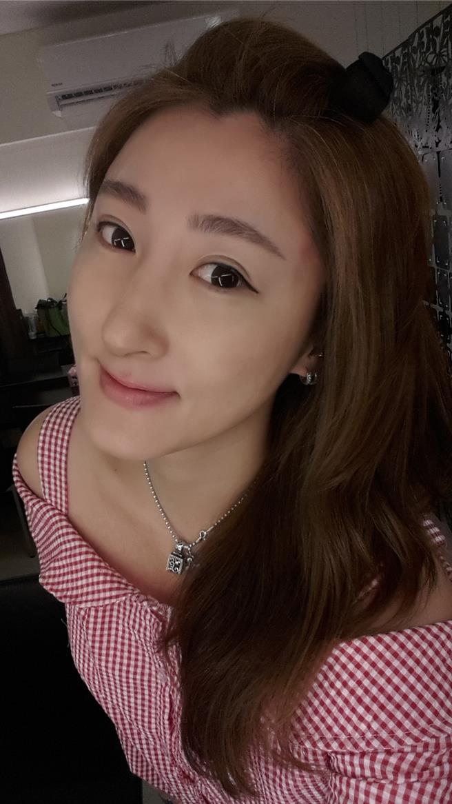 卢希姮10年前长这样。（伊林提供）