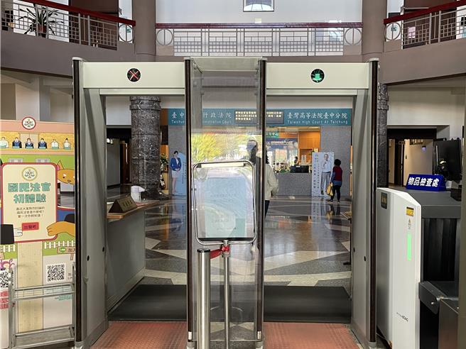 苗栗縣泰安鄉民代表曾玉琴，遭控在2022年11月選舉期間，透過樁腳以1萬元現金賄選，遭苗栗地院判當選無效，曾不服上訴，台中高分院29日判決，認全案缺乏具體事證，改判當選有效確定。（王煌忠攝）