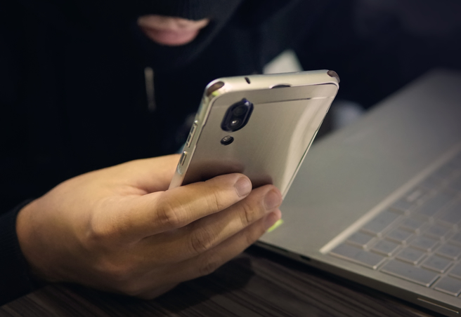 詐騙鴛鴦網路徵才警逮59名歹徒，3首腦遭判囚17年。（示意圖：shutterstock／達志）