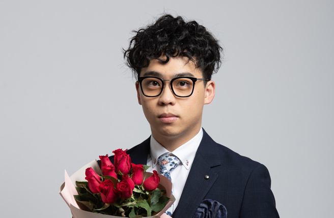 《贺珑夜夜秀》主持人贺珑为节目内容中出现的争议言论做出道歉。（示意图／资料照）