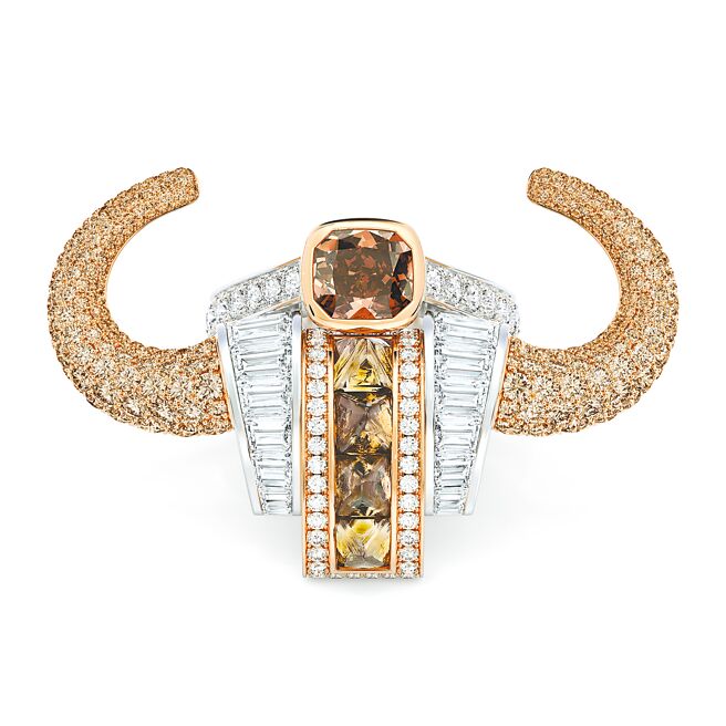 De Beers Forces of Nature系列水牛戒指，490萬元。（De Beers提供）