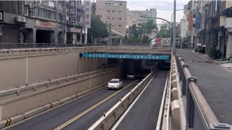 西大路地下道汽車禁轉林森路 每月平均事故數減少1件