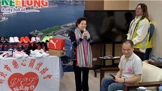 「国民阿嬷」陈淑芳携手乐心协会 捐20万礼券给弱势儿少换新鞋