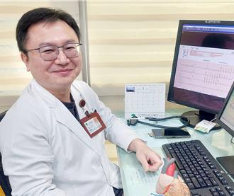 大叔灌籃突發心房顫動「心臟猛跳胸痛」 醫用這招住重生免吃藥