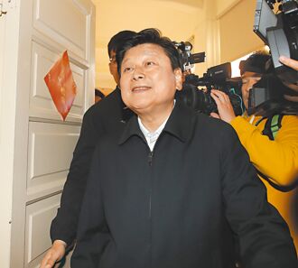 不讓家禽家畜當首長 傅嗆老柯嘜走