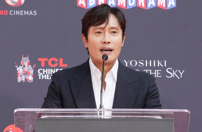 李炳憲名下位於洛杉磯的豪宅驚傳遭小偷闖空門。（圖／達志影像）