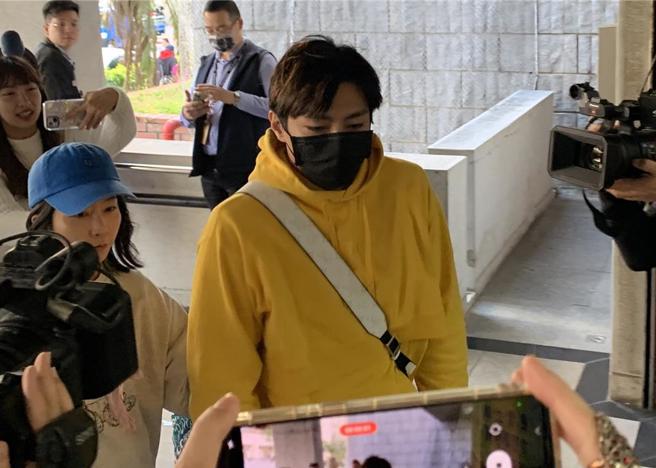 炎亞綸昨出庭。（圖／中時資料照）