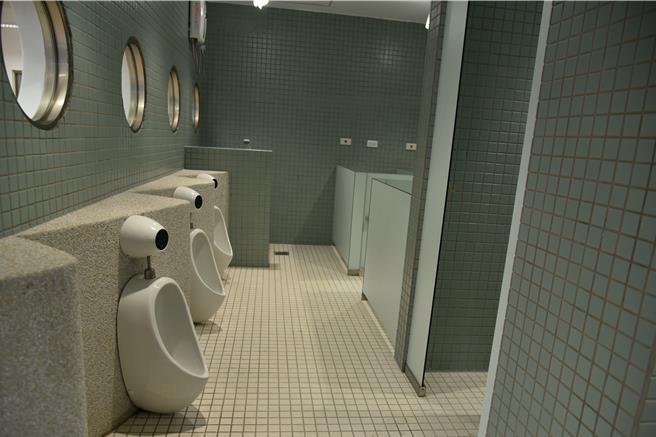 廁所也十分新穎舒適。（周麗蘭攝）