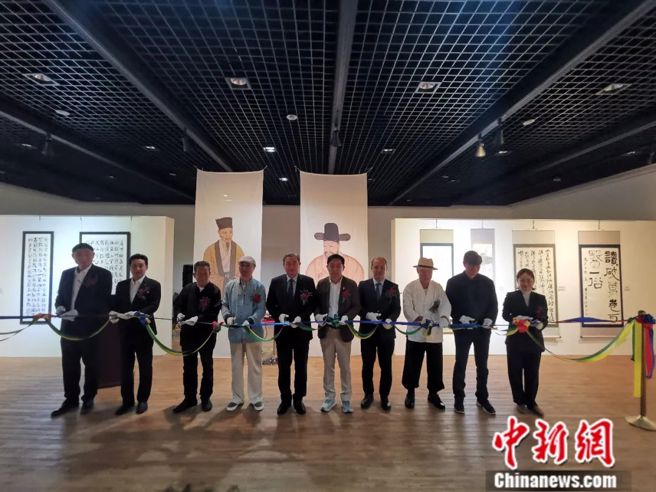 「东坡遇见秋史」中韩书画交流展。（中新网）