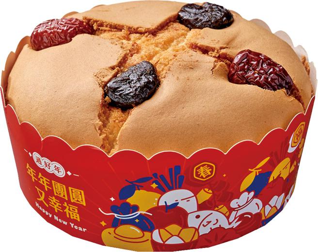 家樂福古早味傳統蛋糕新春版，79元。（家樂福提供）