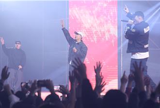 玖壹壹驚喜宣布9月有好消息 預告15周年演唱會將登場