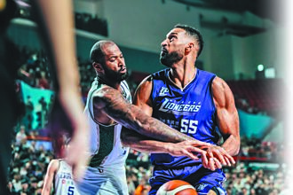 籃球》表弟最終戰 關心對手傷勢展親和力