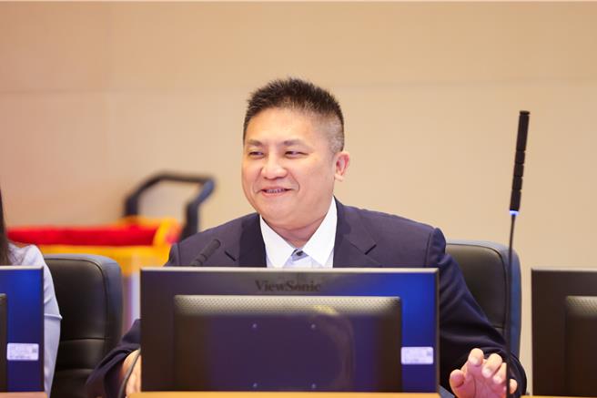 新北市法制局长吴宗宪2月1日将就职国民党不分区立委。（陈慰慈摄）