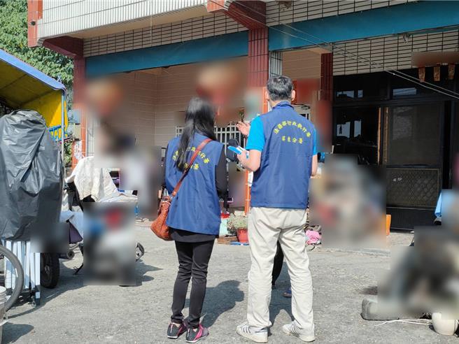 屏東酒駕榜首欠128萬元罰單，書記官親自登門勸戒酒。(行政執行署提供)