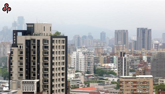 根据台北市地政局第四季报告，台北市预售建案申报备查量较前期减少43.75％，较去年同期减少25％，仅18案。(本报资料照片)