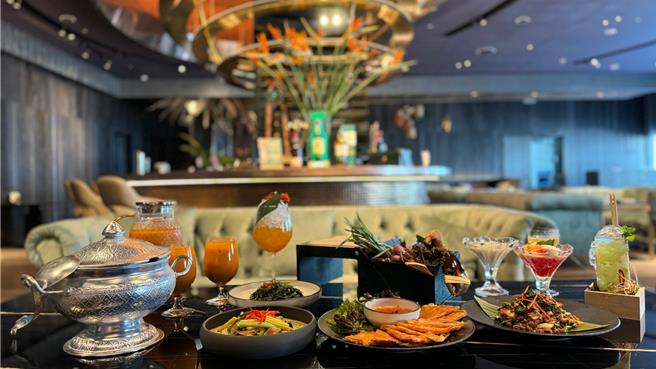 承亿酒店27楼则改装为「BAR KAO」主打正宗泰式美食及多款特色泰式调酒。（柯宗纬摄）