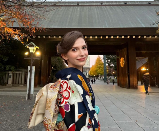 第56屆日本小姐冠軍椎野卡洛琳娜，近日被爆出和已婚男醫師搞不倫戀當小三。（圖／摘自椎野卡洛琳娜Instagram）