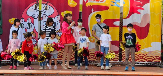 高雄百名舞者竞艺大PK 有礼有奖有体验。（图／高雄市农业局）