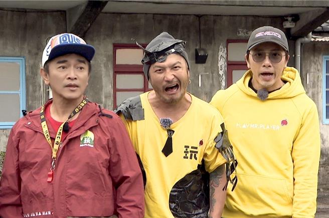 吳宗憲（左起）、KID、坤達一起主持《綜藝玩很大》。（好看娛樂提供）