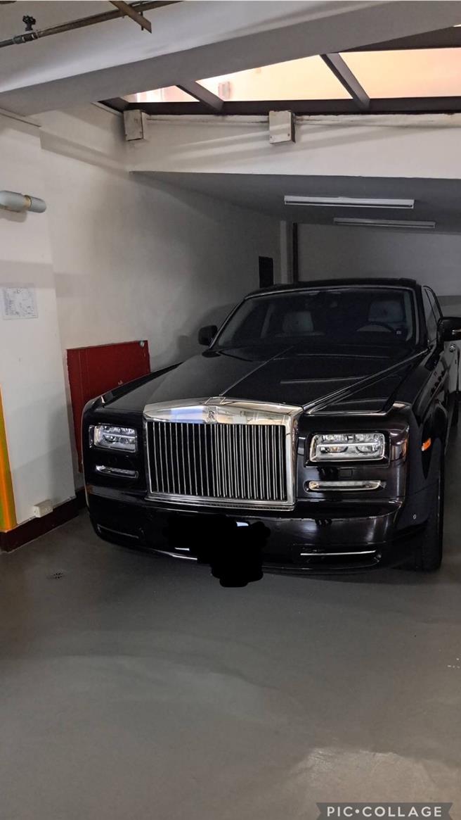 台中商业银行负责人王贵锋掏空银行10亿过奢靡生活，用公司名义租购许多名车代步。（新北市刑大提供）