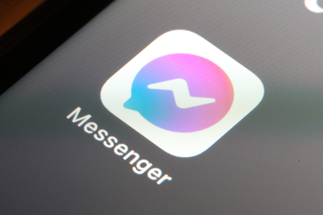 Meta旗下的社群通讯软体「Messenger」，今（31）日晚间出现诡异灾情。（图：shutterstock／达志）