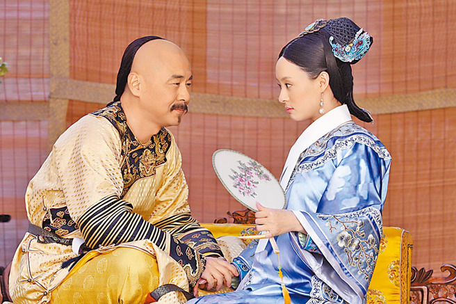 雍正不为人知的癖好！紫禁城最狂COSPLAY  魔性变装模样曝。（图／《甄嬛传》剧照 华视提供）