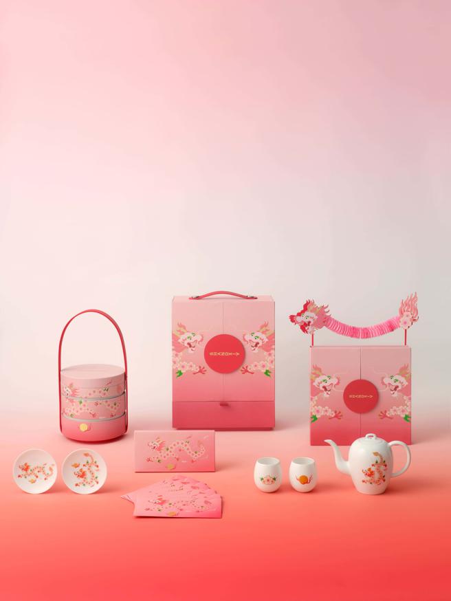 SHANG XIA上下与中国艺术家林子楠合作，推出「游龙映桃花」系列礼盒。（SHANG XIA提供／古明弘台北传真）