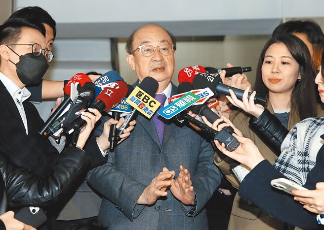 民进党立院团总召柯建铭30日说，大家误解赖清德的意思，其实没有联合内阁的问题。（姚志平摄）