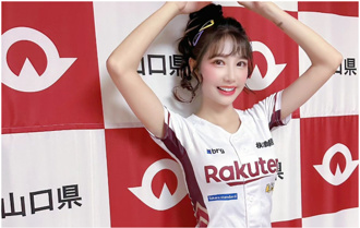 樂天女孩跳舞「內衣滑到肚子」 像有兩對胸部渾然不知