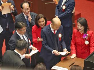 韓國瑜二輪54票勝出創1紀錄！ 史上首位「未過半」國會龍頭