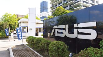 華碩衝刺AI 拓商用動能