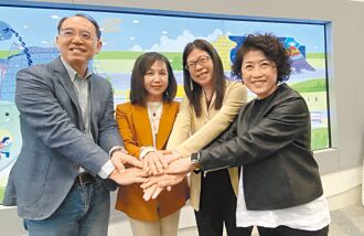 科劇美圖聯盟 首發跟著恐龍走