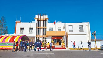 澎湖 鎖港派出所落成啟用 黃金龜元宵住新飯店
