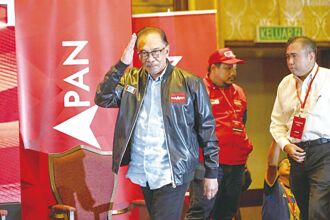 接連6名反對黨議員倒戈 安華預言還沒完